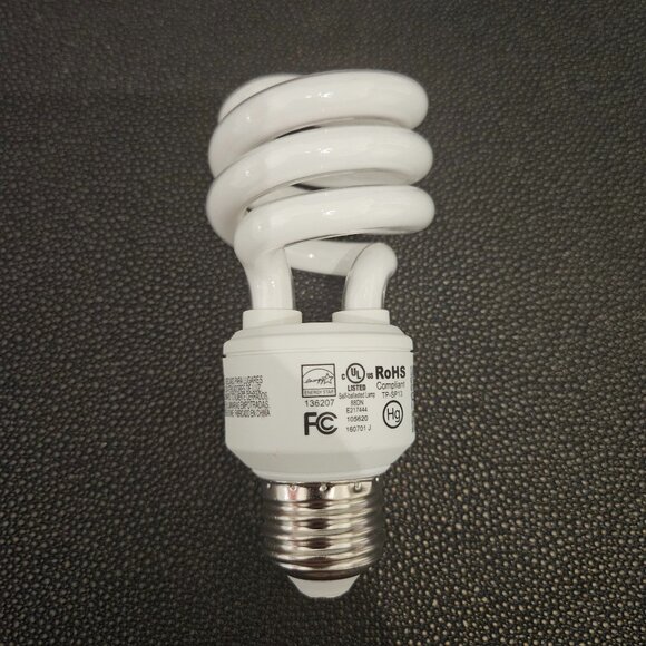 SET OF 3 TOSPO 13 WATT, 2700K & 900 LUMEN SPIRAL COMPACT FLUORESCENT LIGHT BULBS - Picture 6 of 14